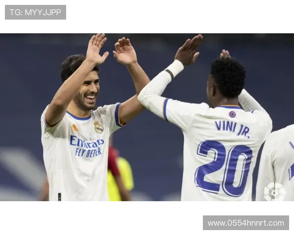 梅里诺双响领衔 阿森纳3-0大胜布拉格斯拉维亚豪取十连胜